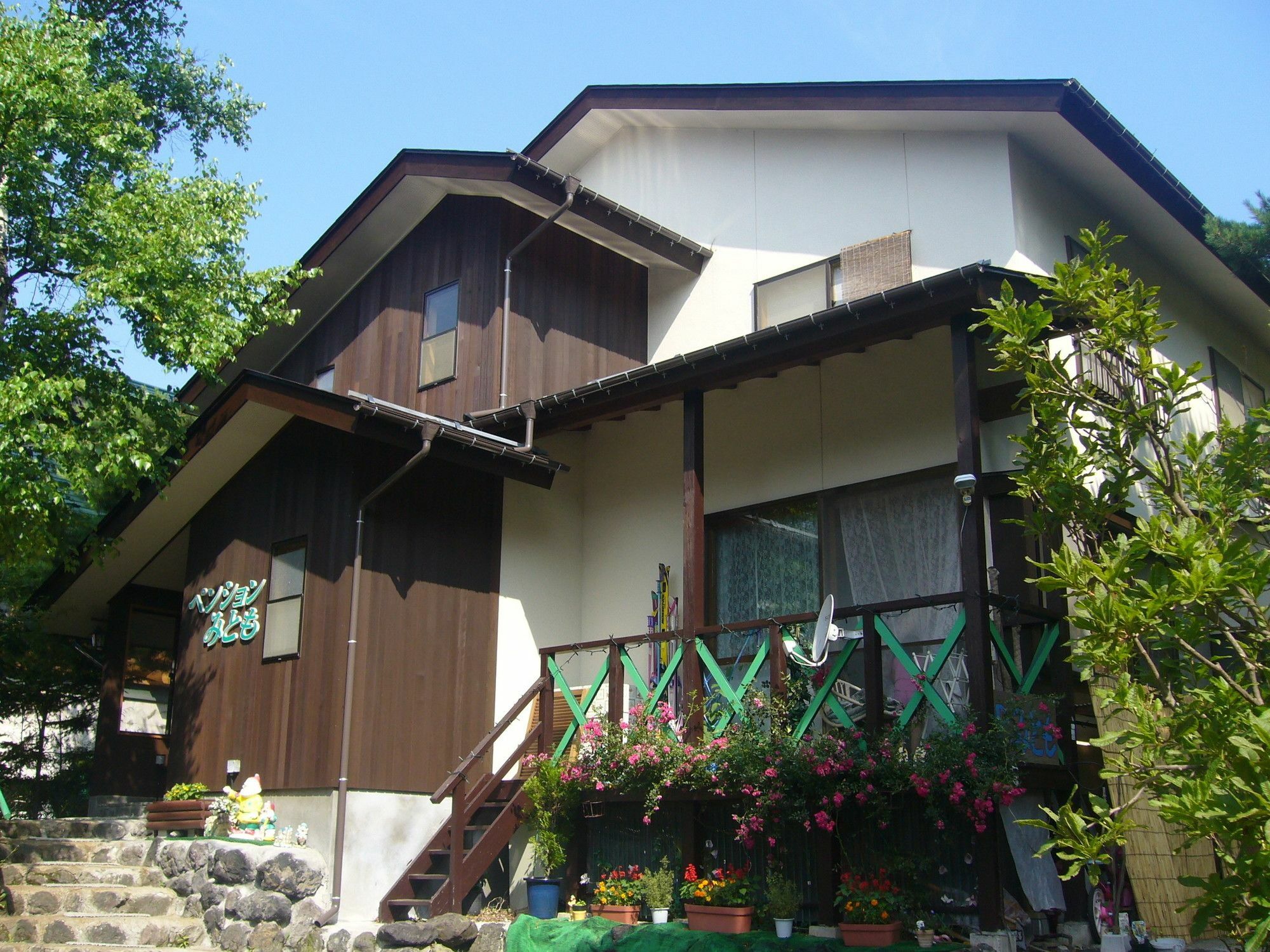 Pension Mitomo Kusatsu  Ngoại thất bức ảnh